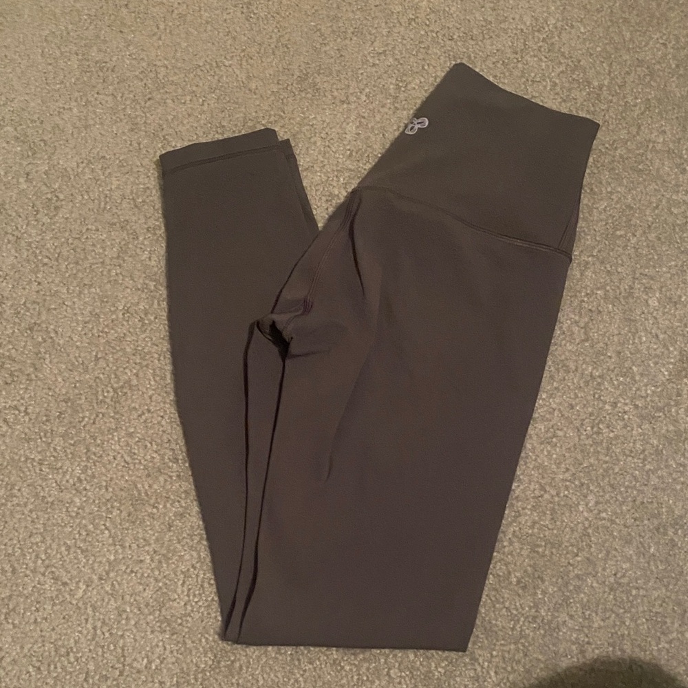 Aritzia TNA Slick Dark Gray Leggings